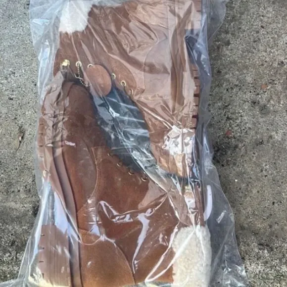 New LAUREN Ralph Lauren Carlee Bootie Cognac Size 6 - Picture 2 of 2